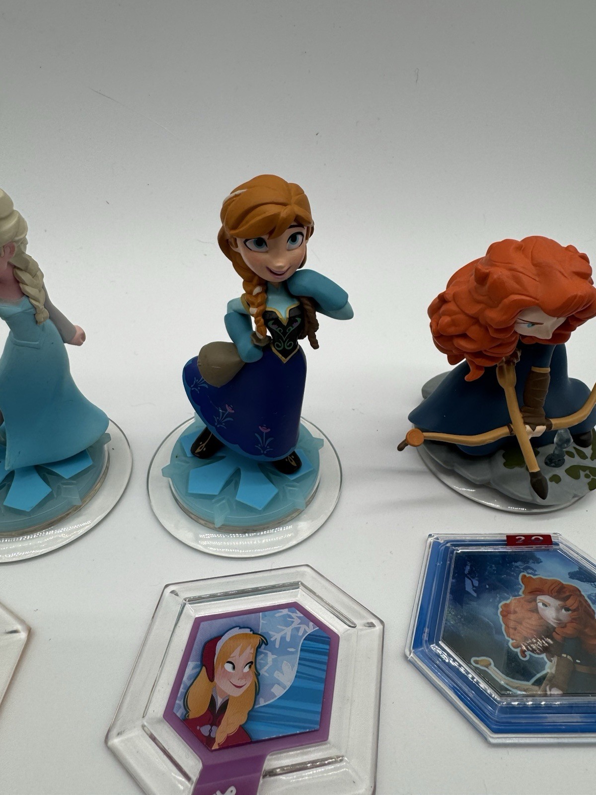 Disney Infinity Figures Lot Elsa Anna Merida Stitch + Power Discs Bundle