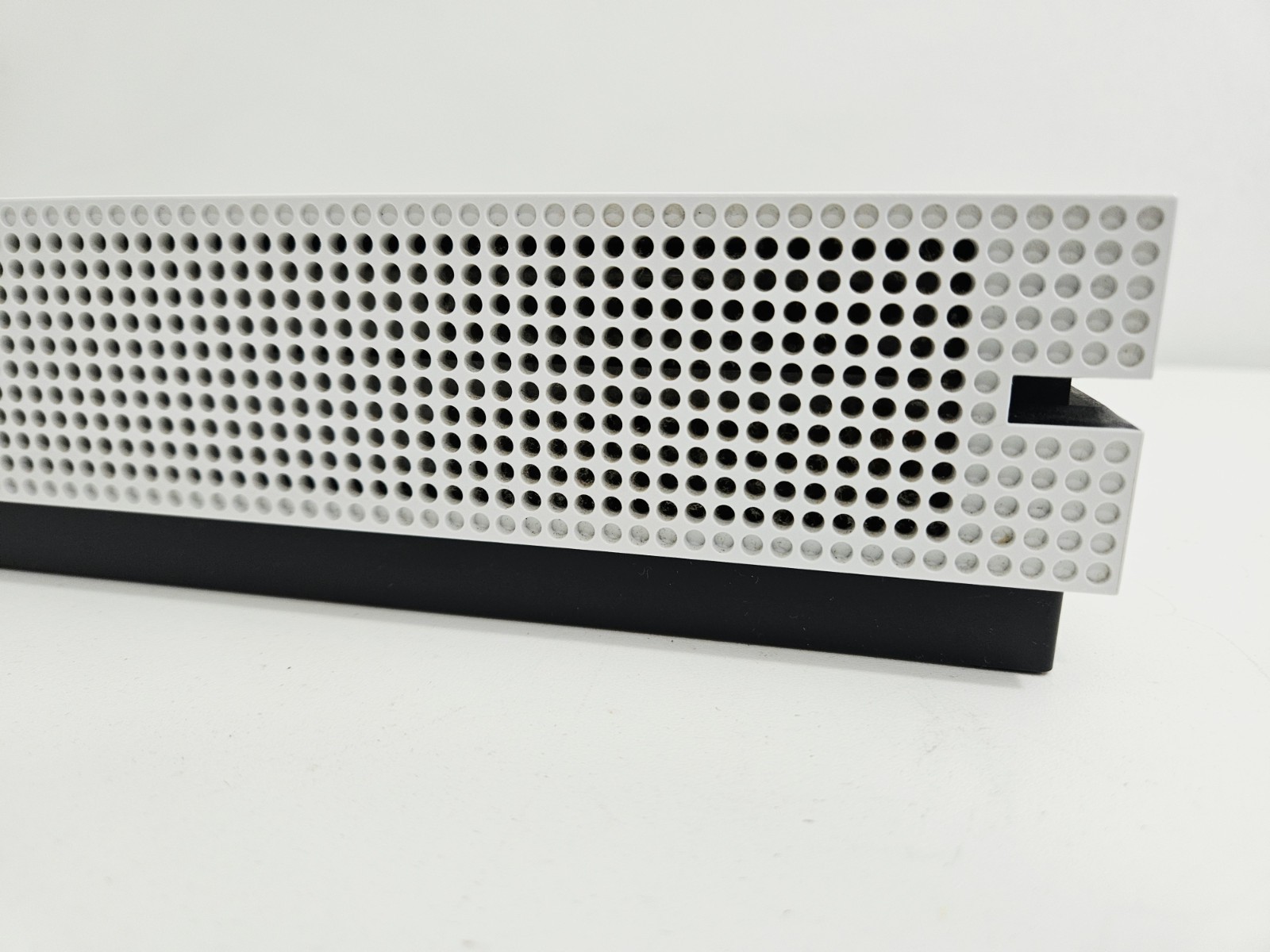 Microsoft Xbox One S 1TB White Console 4K UHD With Power Cord