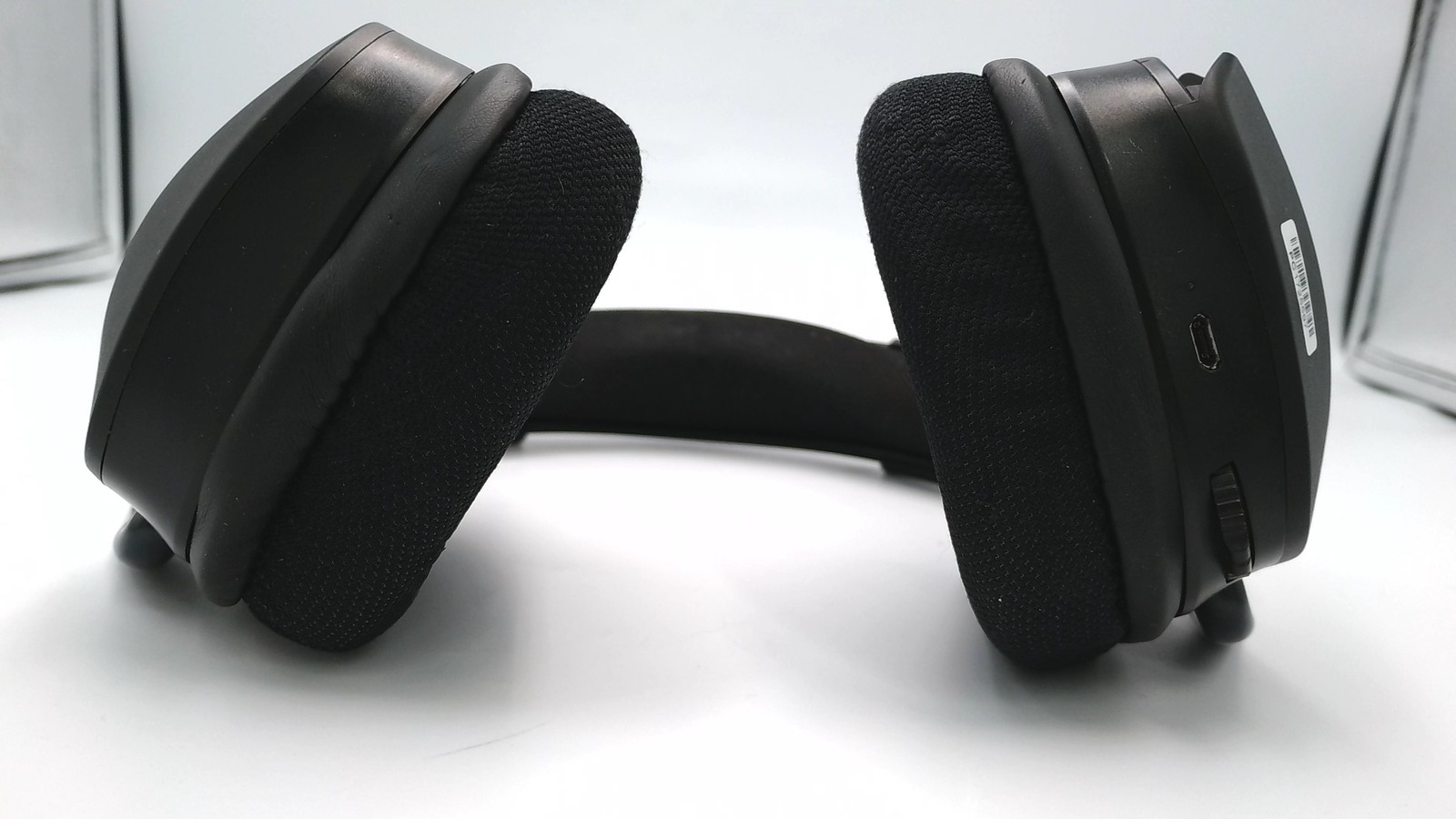 Corsair Void RGB Elite Wireless 7.1 Gaming Headset *UNTESTED* PC1722485