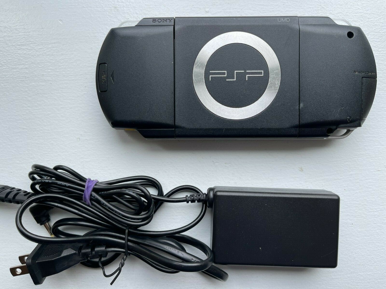 Sony PSP 1000 Black PlayStation + Charger Good Condition OEM Japan Import