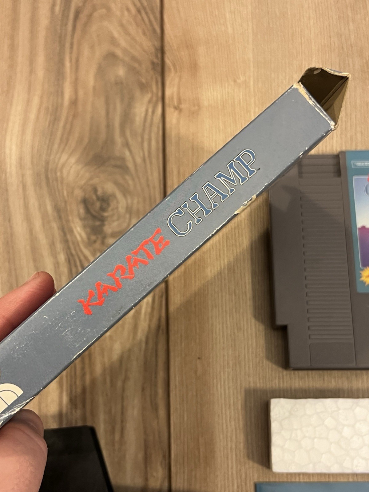 Karate Champ (Nintendo NES, 1986) CIB Complete 5-Screw w/ Hangtab Tested