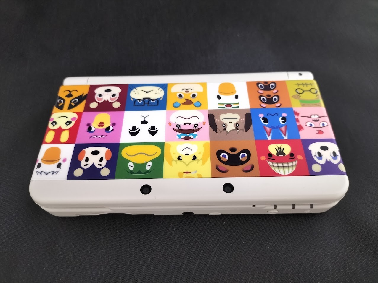 B772 Nintendo new 3DS console White Japan ｗ/Animal Crossing fx