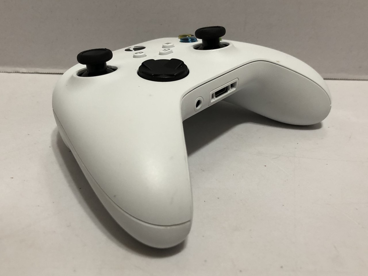 Microsoft Xbox ONE Wireless Controller Series X/S White Headphone Jack – Tested