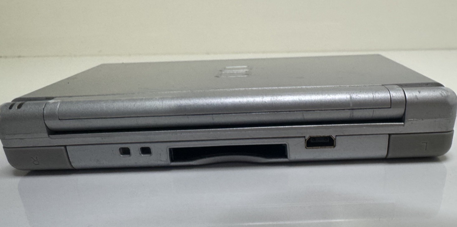 Nintendo DS Lite System Portable Gaming Console – Silver CLEAN