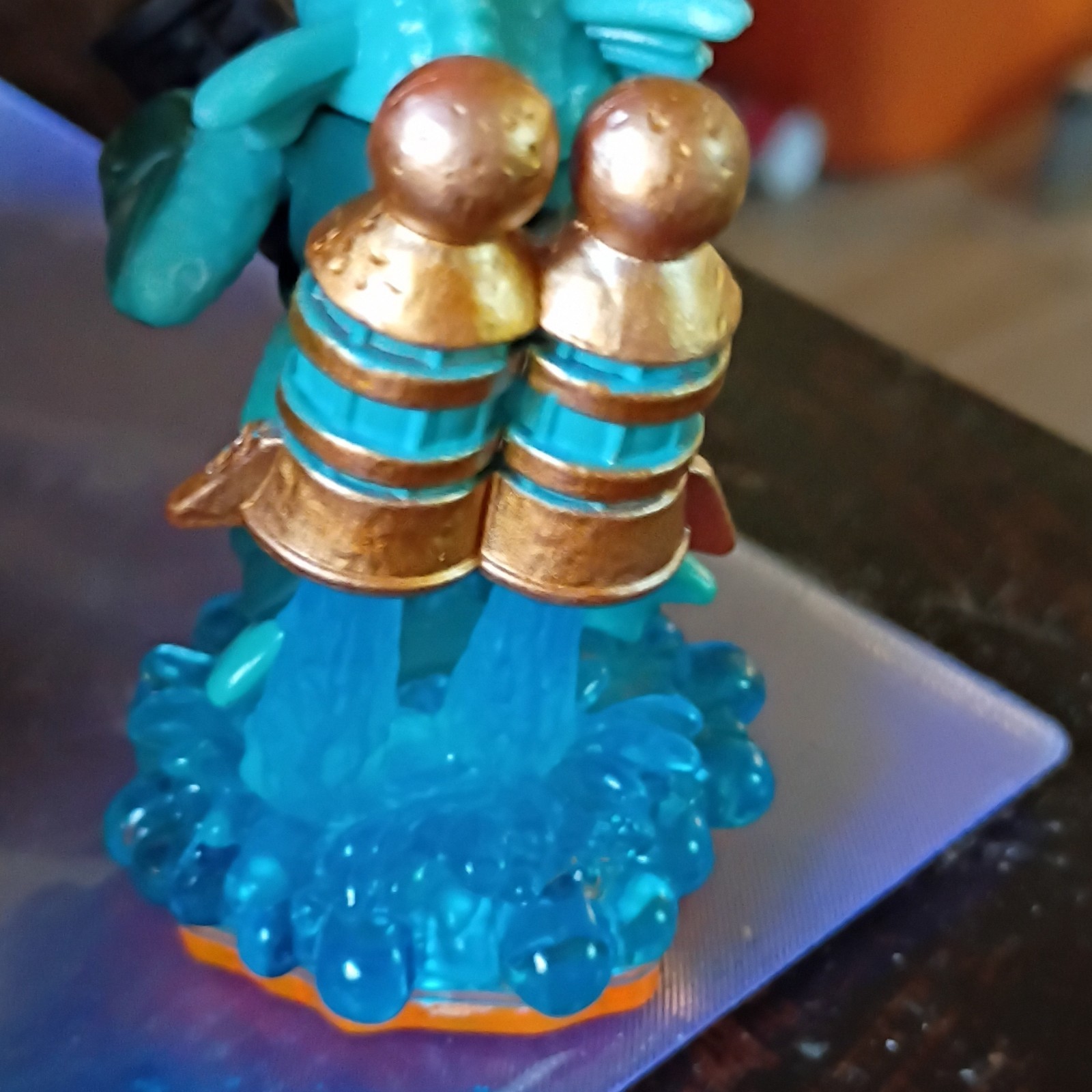 Skylanders Gill Grunt Translucent Character Figure Orange Base E3129 (2011)