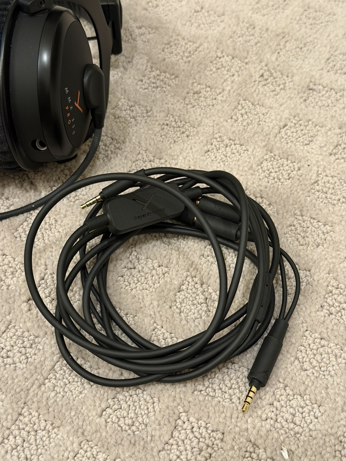 Beyerdynamic MMX 330 PRO Open-back Gaming Headset