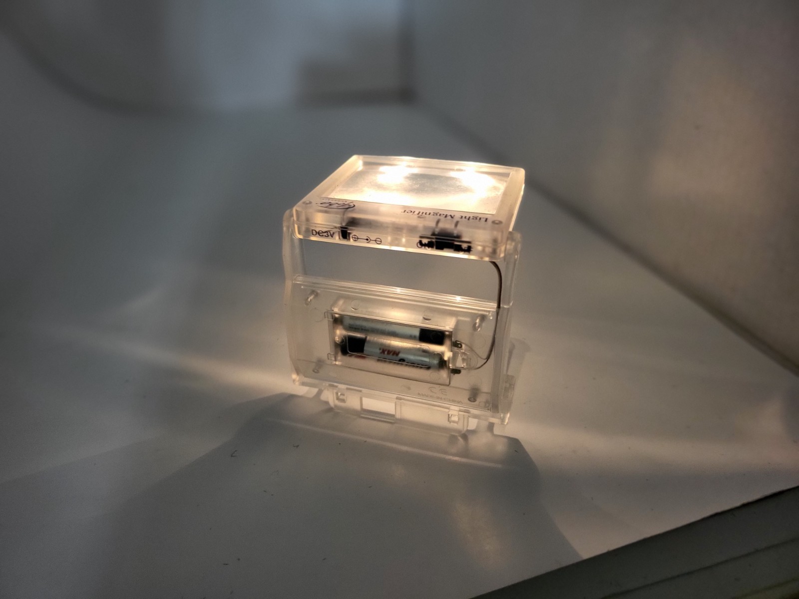 NEW Clear Purple LIGHT & MAGNIFIER for the Nintendo GameBoy Advance Console