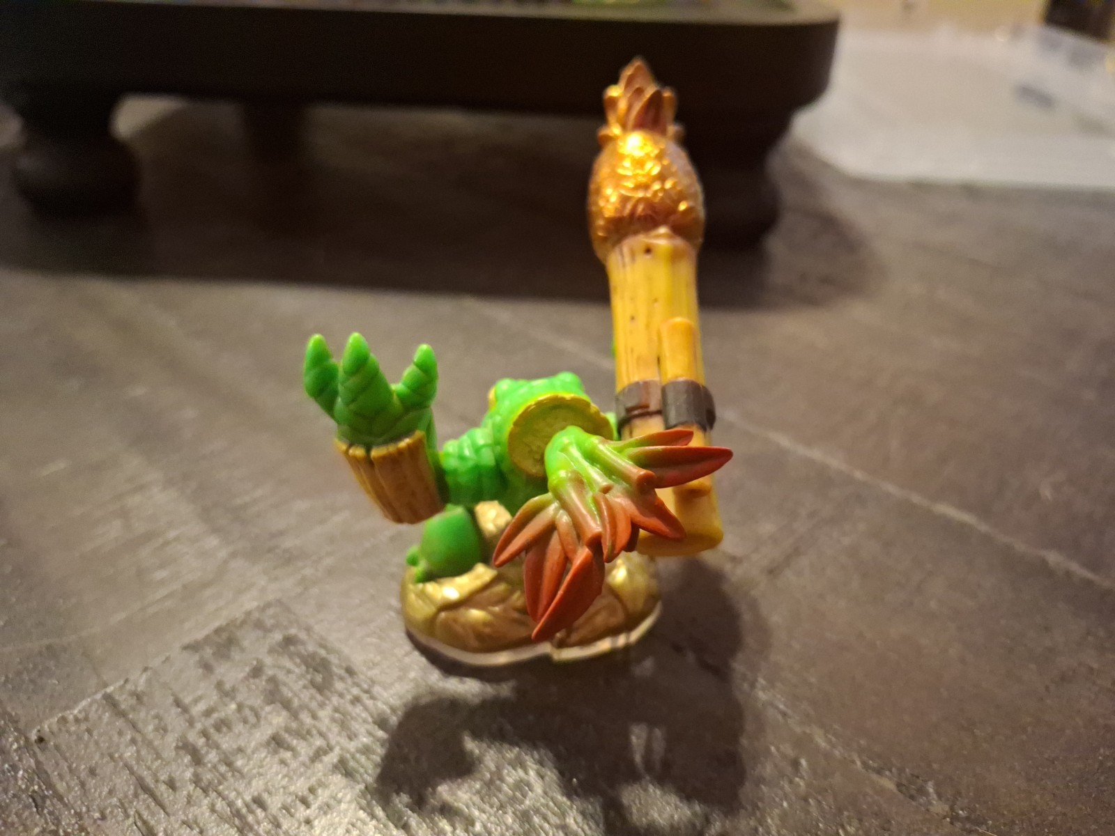 Skylanders Eons Eon’s Elite Zook Figure – Gold Base