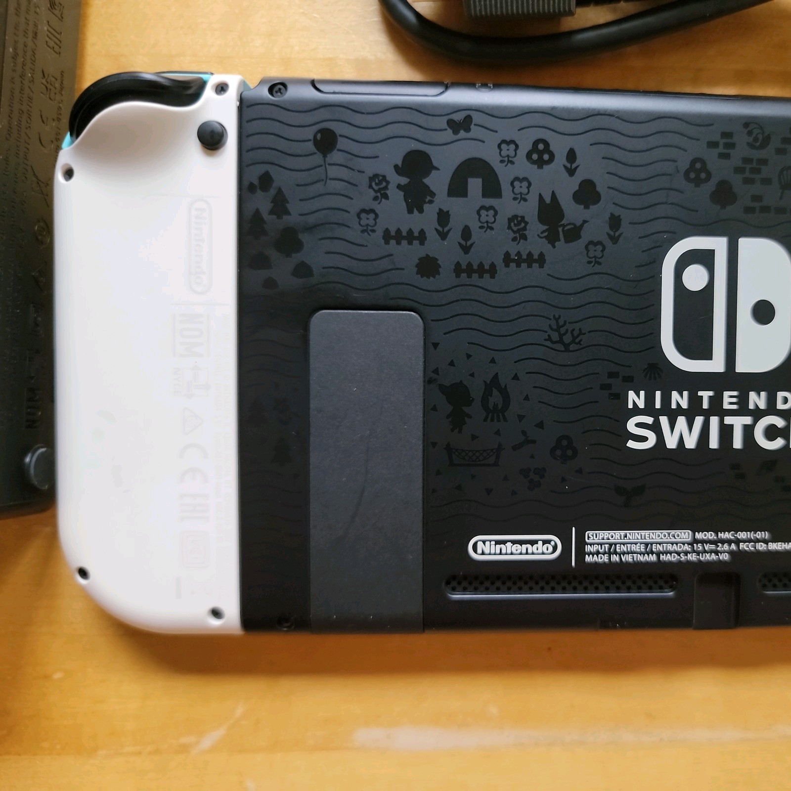 Nintendo Switch Animal Crossing Console HAC-001(-01) w/ Accessories (#103)