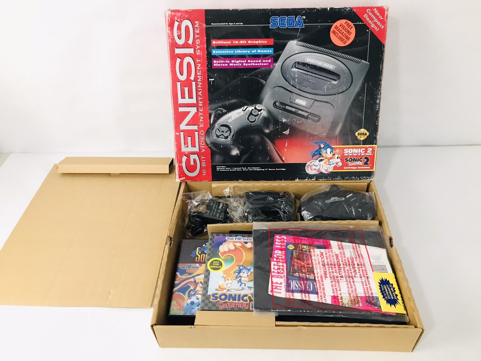 Model 2 Console MK-1631 Sega Genesis Console System with Games And Box!! Works!!