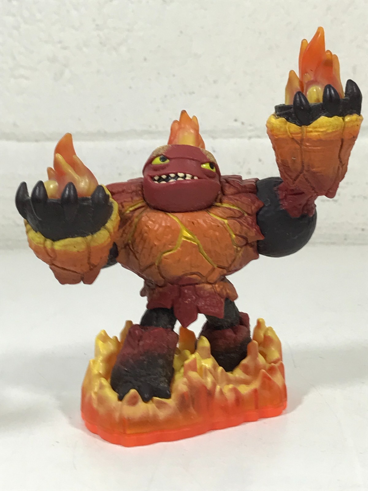 Activision Skylanders Action Figures Lot Of 3. Hot Head Jawbreaker Head Rush