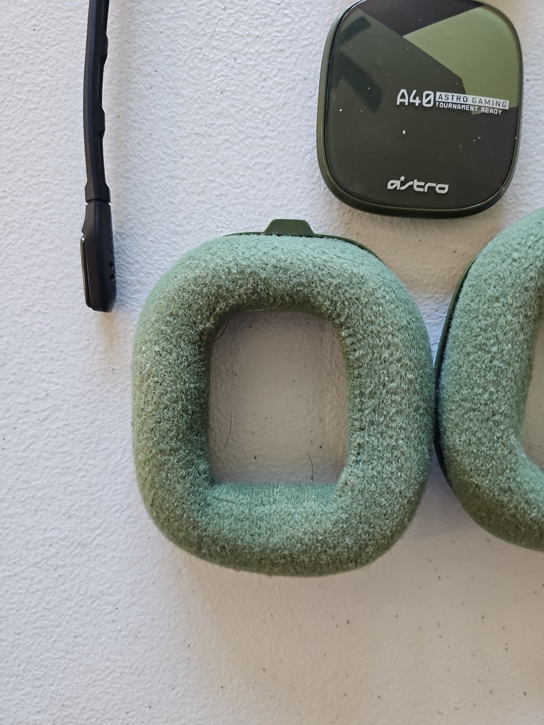 Astro A40 TR Mod Kit | Green |Noise-Canceling Mic Cushions Speaker Tags Headband