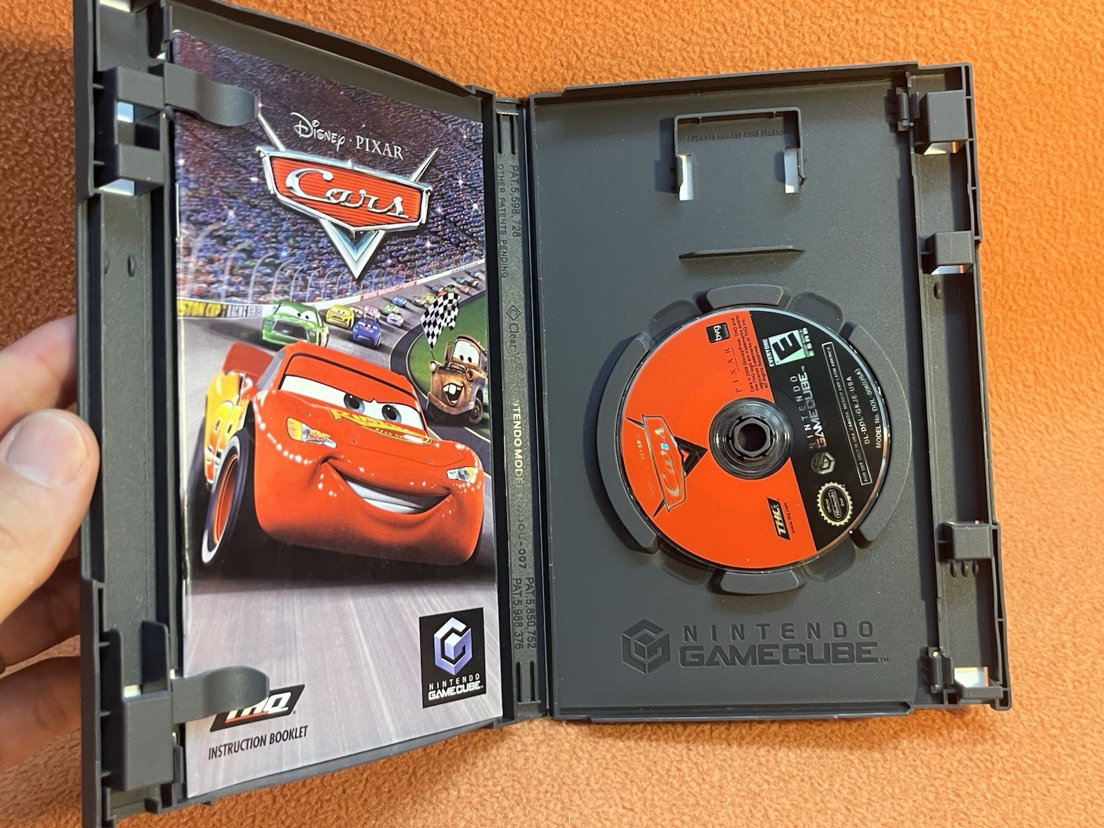Disney Pixar Cars Nintendo GameCube Black Label Tested Complete OEM Case!