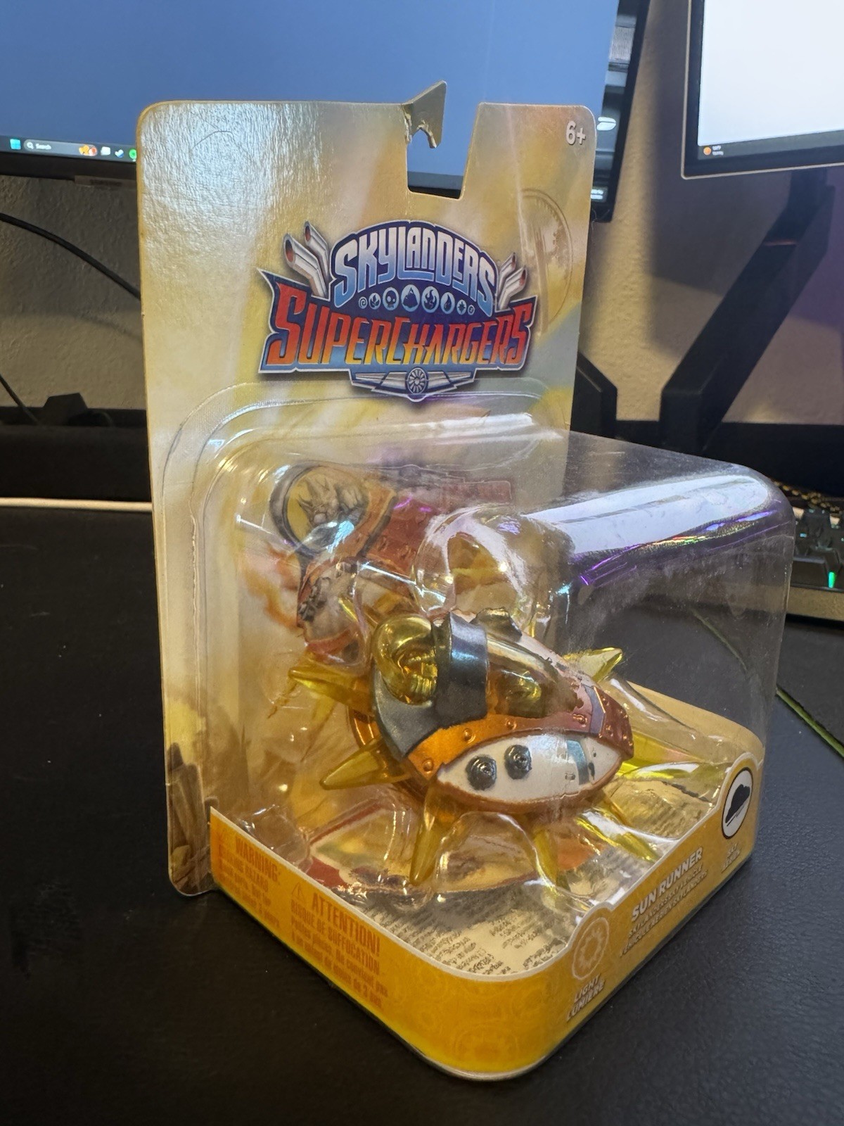 Activision Skylanders Superchargers Sun Runner Light Vehicle Figure