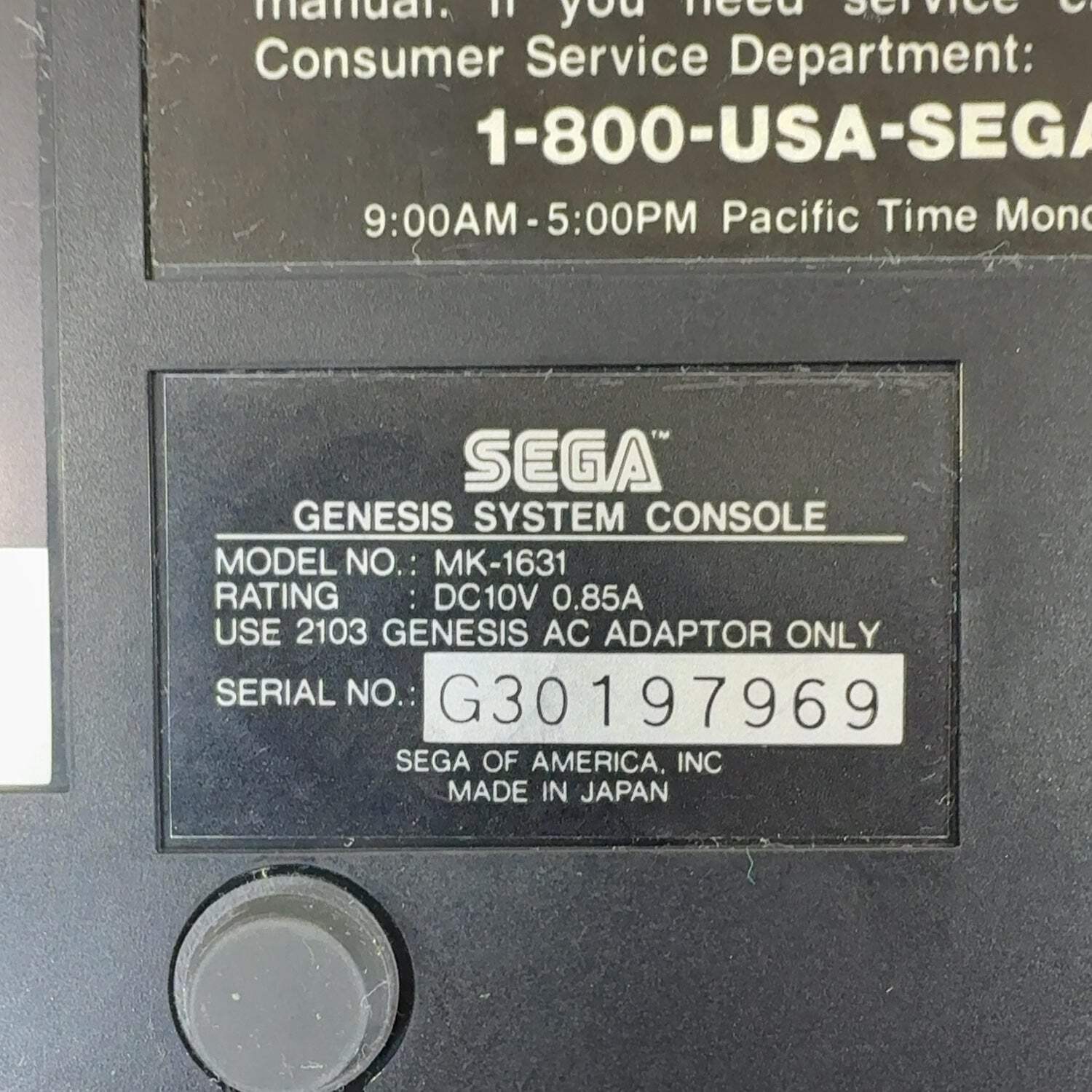 Broken Sega Genesis Console Gaming System MK-1631 READ