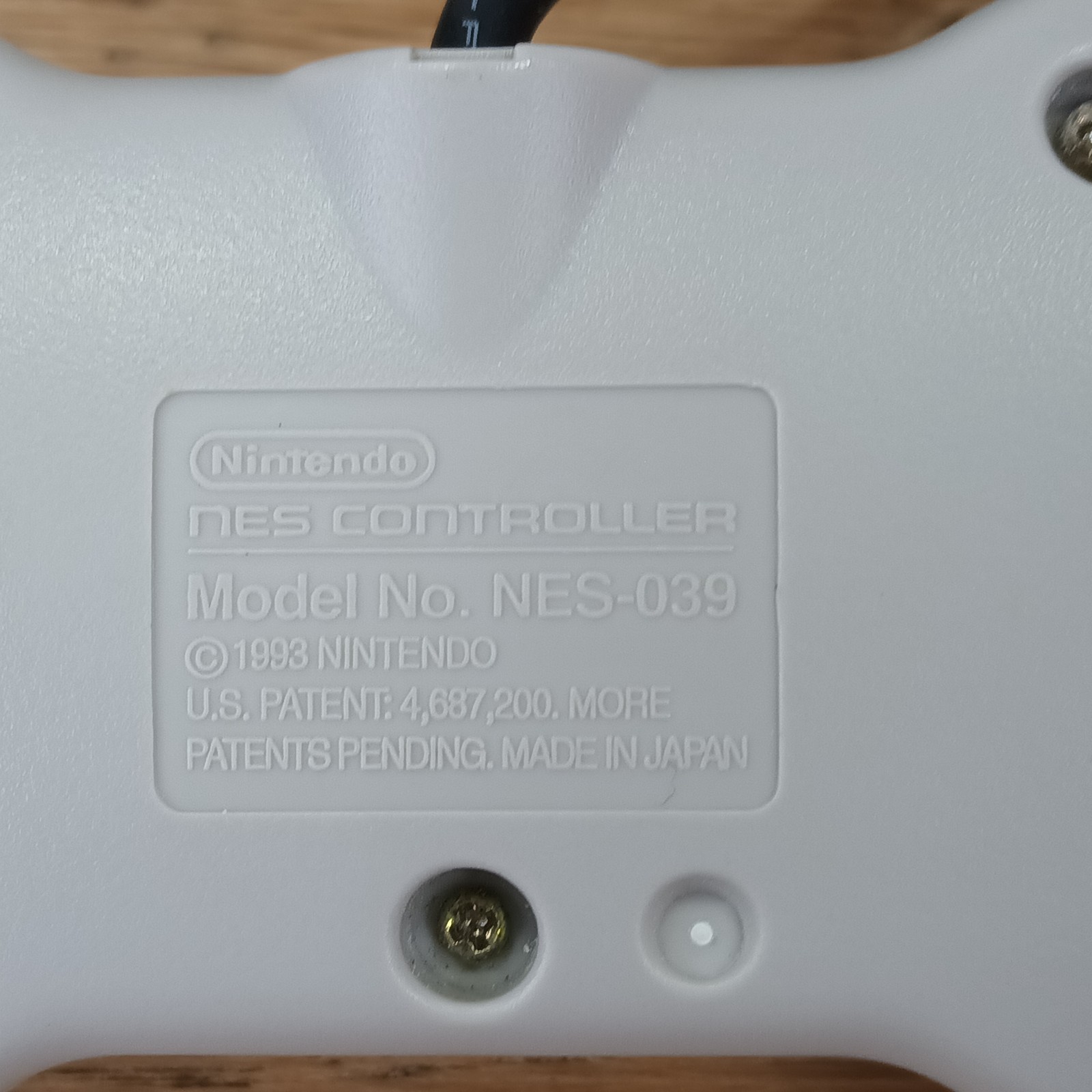 Nintendo NES Original Authentic OEM Dog Bone Controller NES-039 Tested & Works