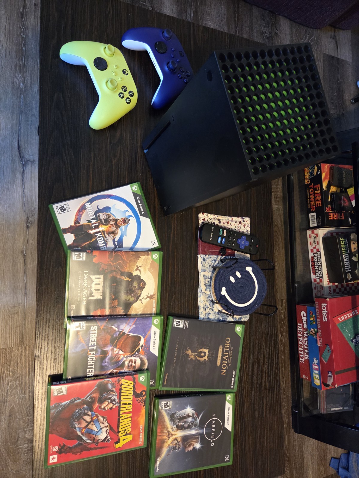 Microsoft Xbox Series X Console Bundle w/ 2 Controllers & 6 Games& 1TB Card