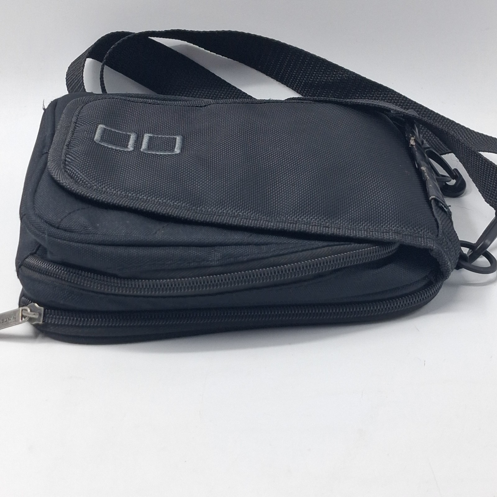 Nintendo DS 2DS 3DS Carrying Case Travel Bag With Strap Holds 20 Games +