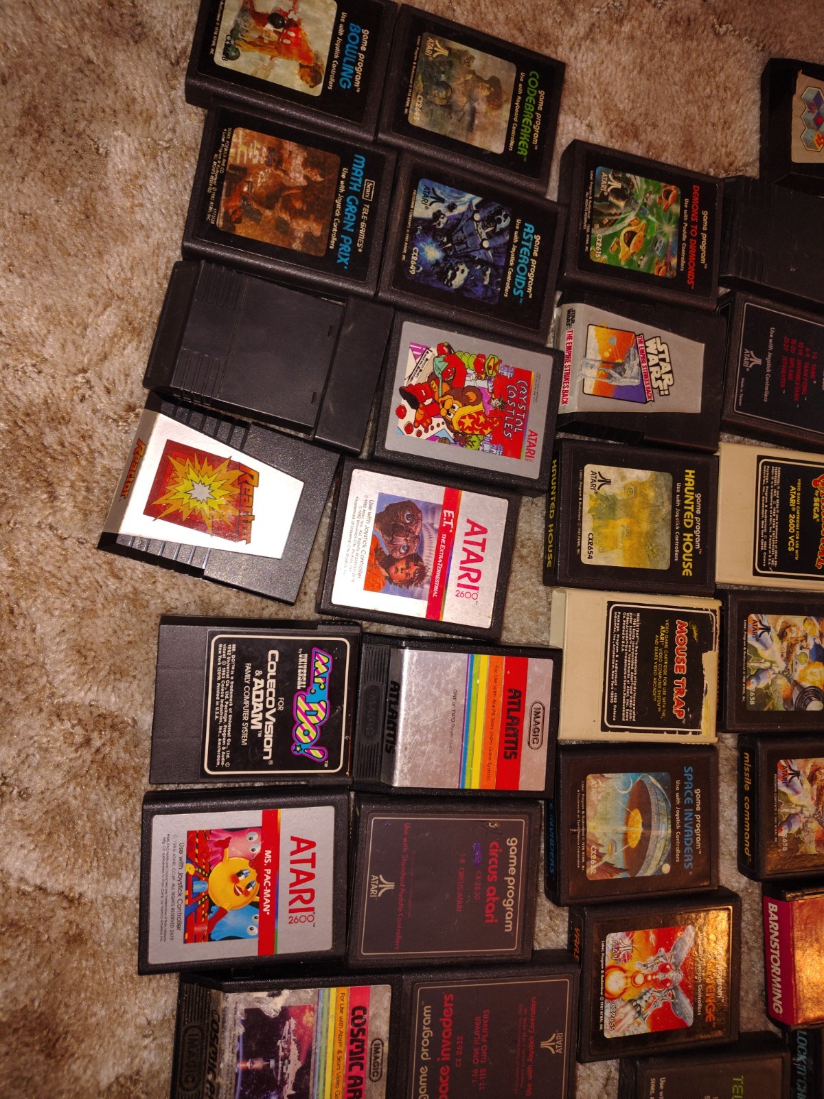 USED UNTESTED Huge Assorted Atari 50+ Video Game Console & Game Lot 80s Joystick