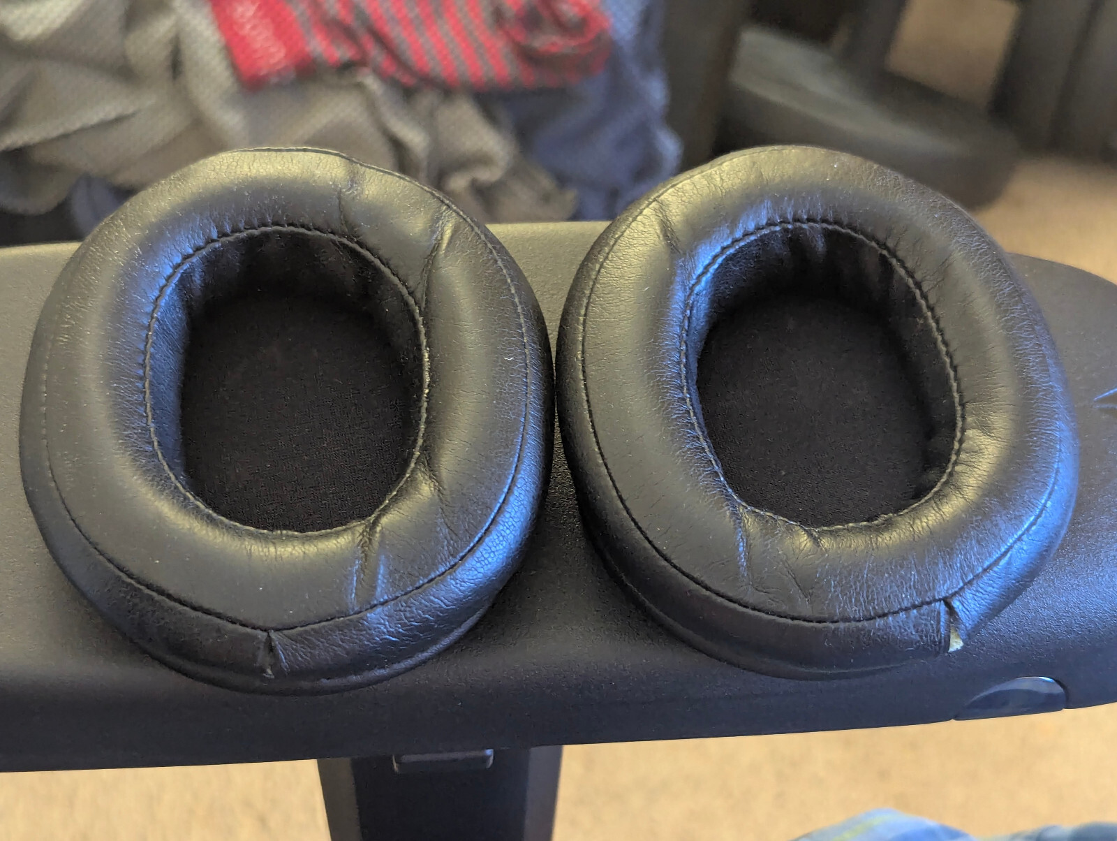 SteelSeries Arctis Pro Black Soft Synthetic Leather + Memory Foam Ear Cushions