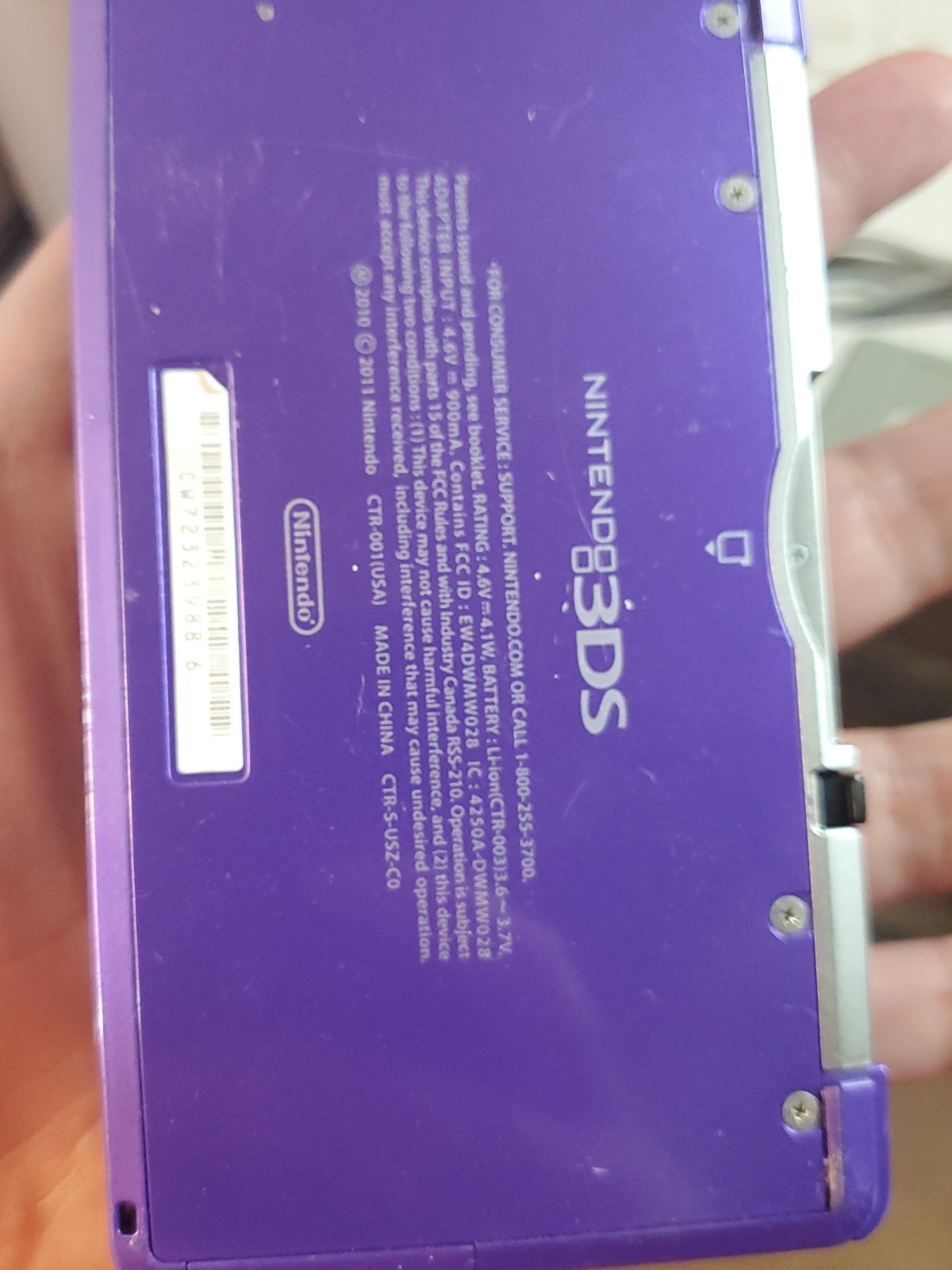 Purple Nintendo 3DS w Charger and Case