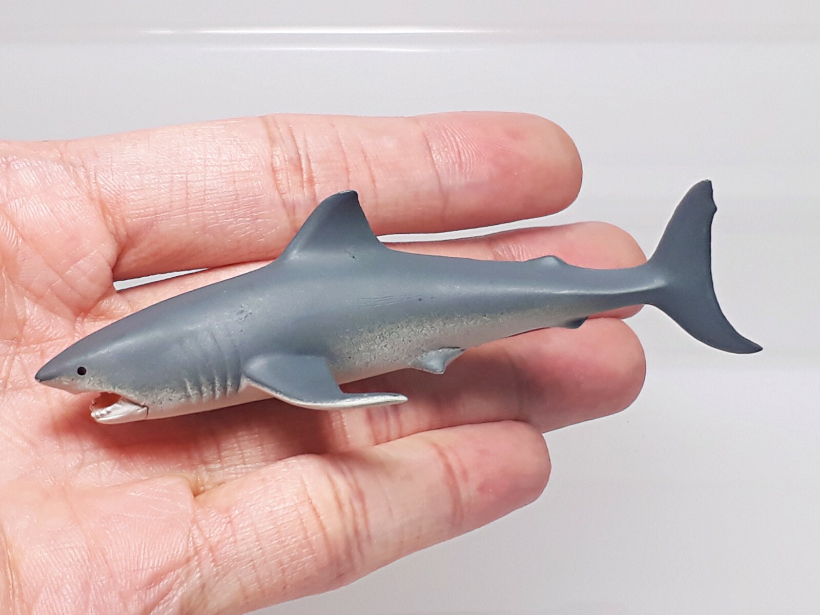 Megalodon Ancient Shark Figure Medicom The Great Mystery Museum Collection 1.8in