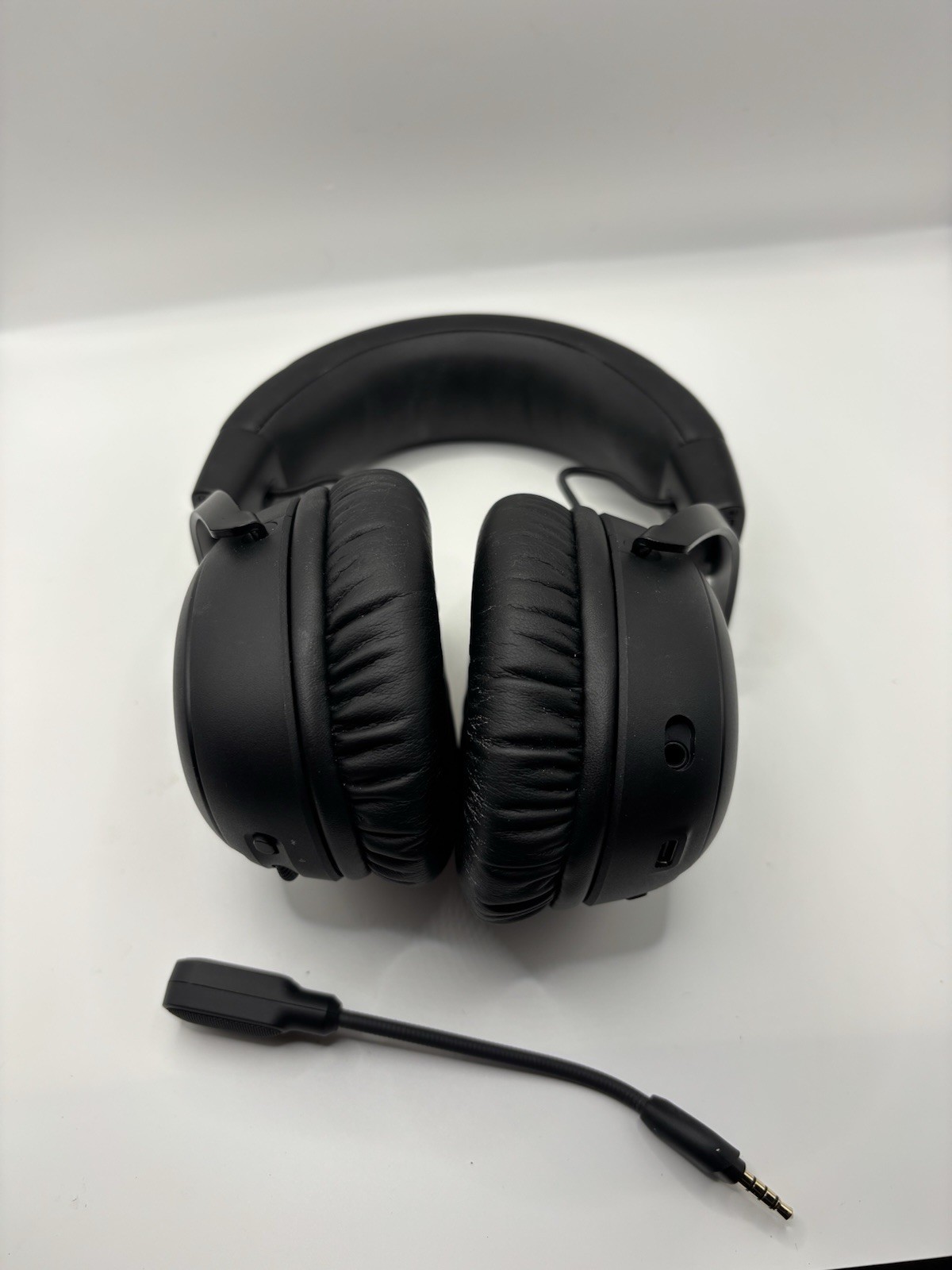 NO DONGLE HyperX Cloud III Wireless Gaming Headset 120-hour Battery 2.4GHz