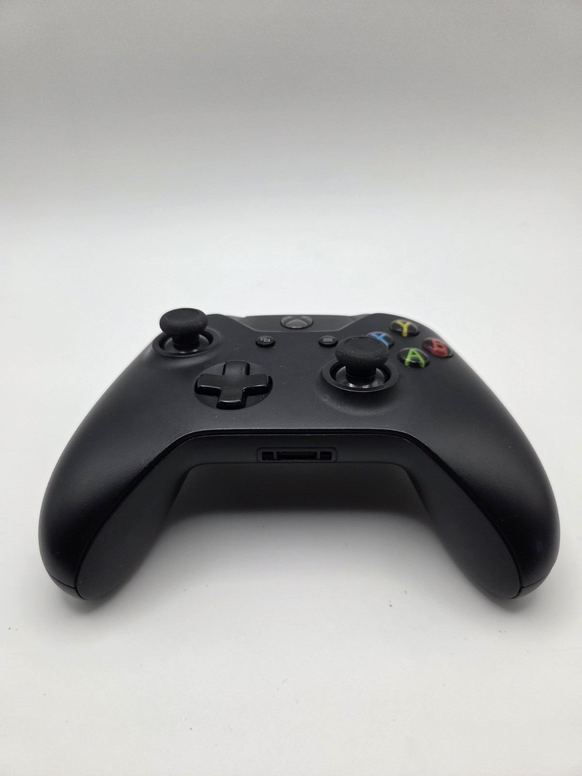 Xbox One Wireless Controller 1537 Black OEM Tested No Drift w/ Battery Cover