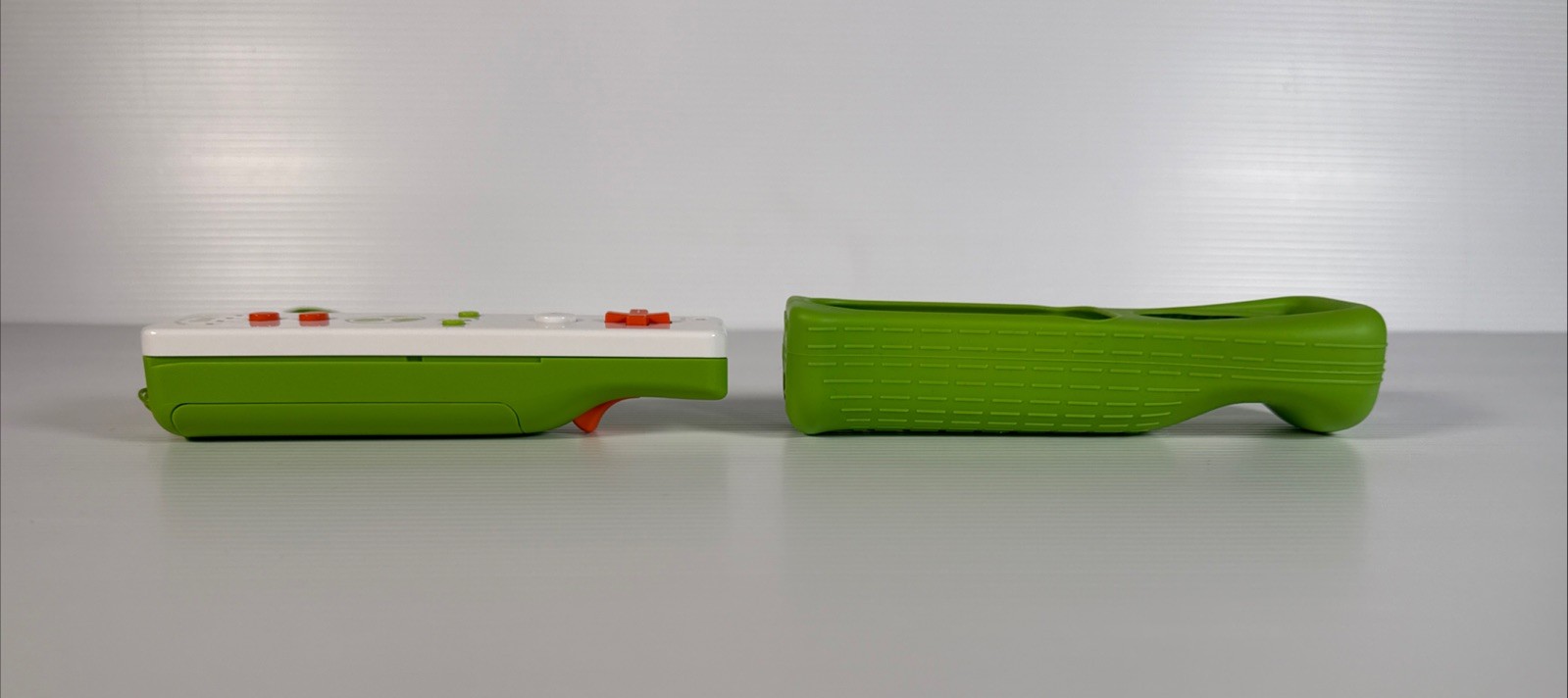 Yoshi Edition Motion Plus Remote Controller Nintendo Wii OEM, Tested Working