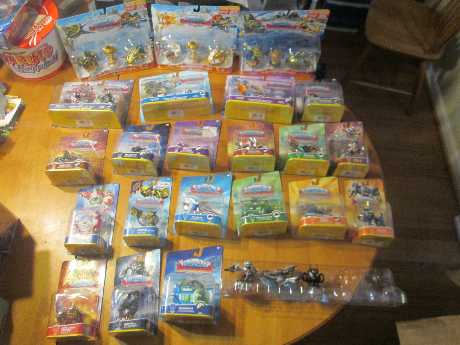 LOT 34 Skylanders SuperChargers DIFFERENT SET ALMOST COMPLETE BUZZ WING KAOS ++