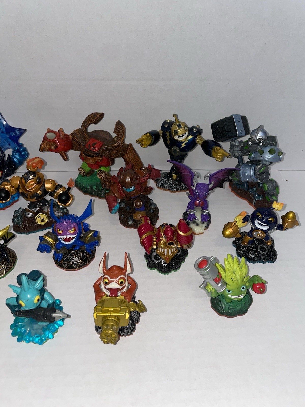 Skylanders Figure Lot Of 19 Trap Team Swap Force Giants Spyros Adventure Tested