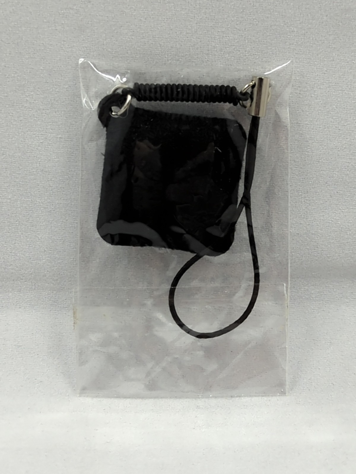 Rockstar Games E3 Mobile Keychain Phone Charm Screen Cleaner New! – GTA RDR
