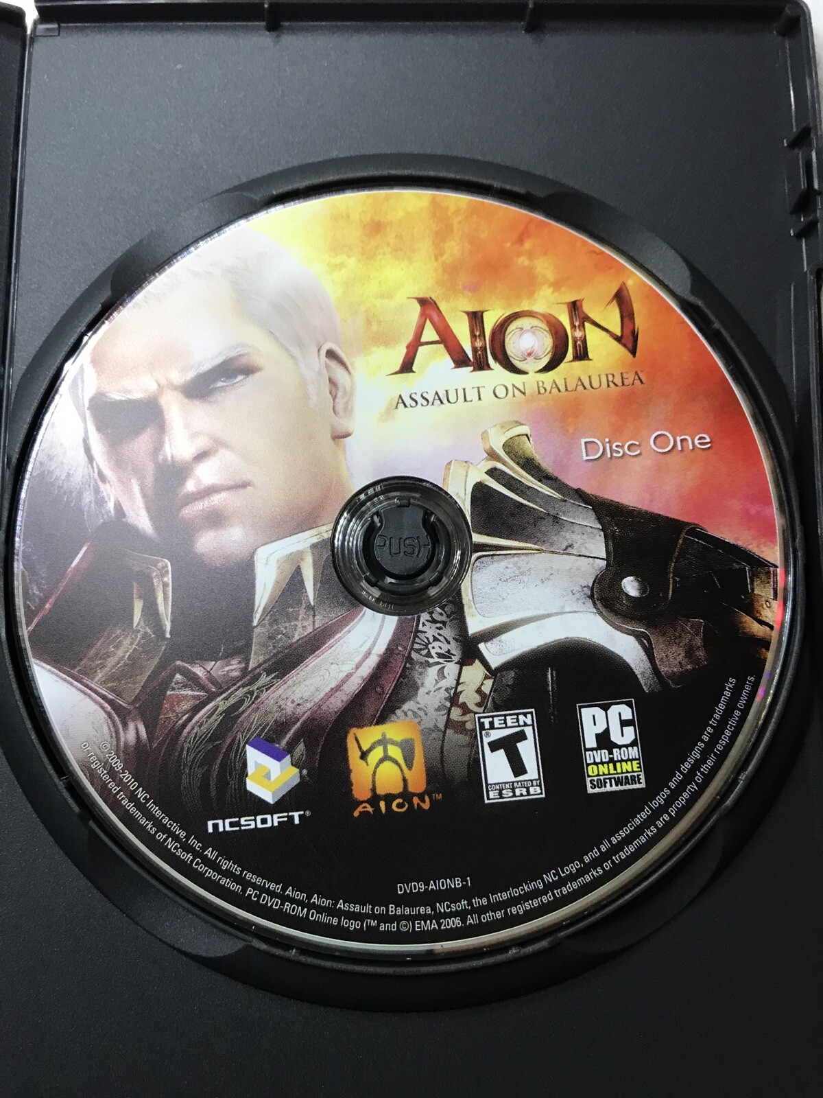 Aion: Assault on Balaurea (PC, 2010) Two Disc Game