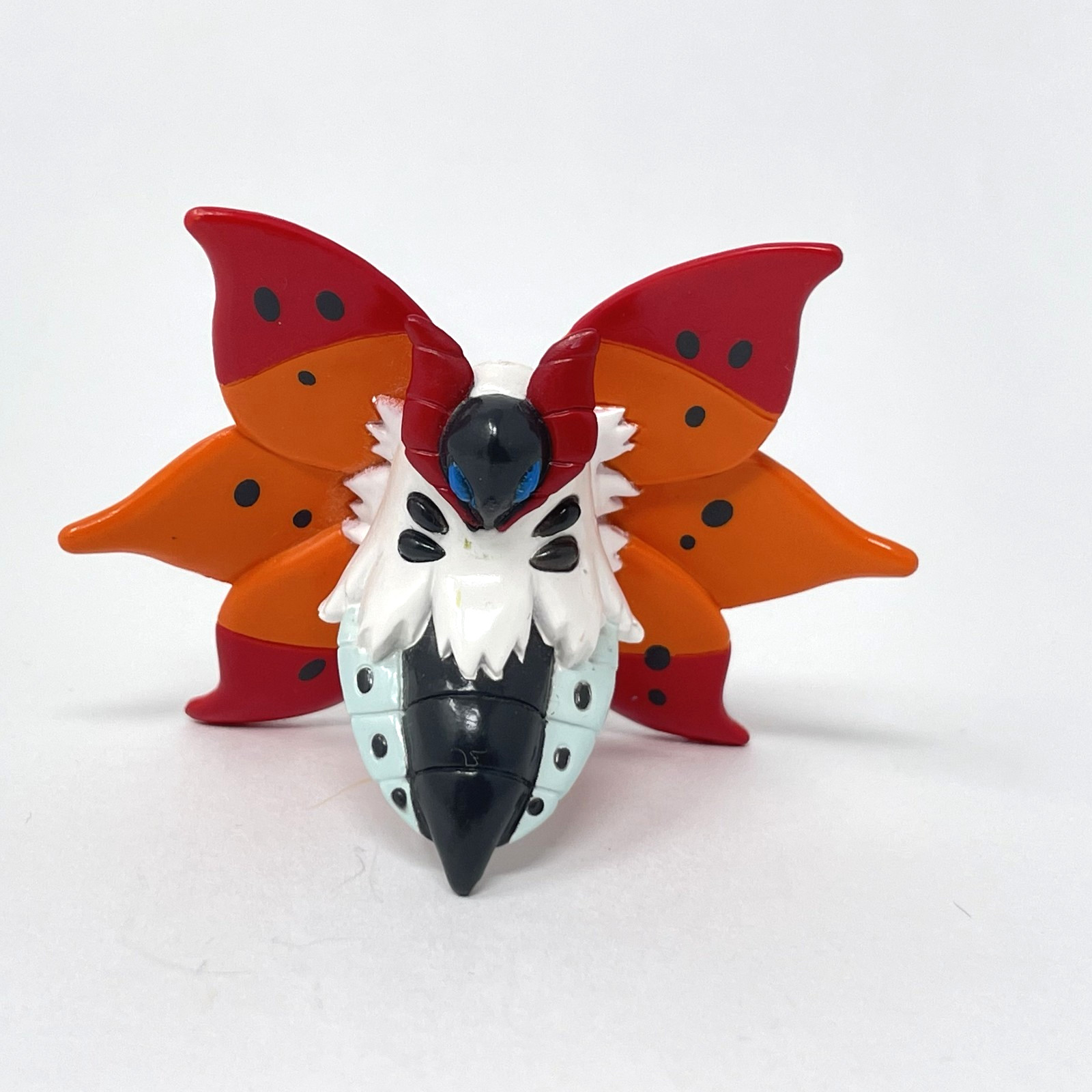 Volcarona Pokemon Monster Collection Figure Takara Tomy 2011
