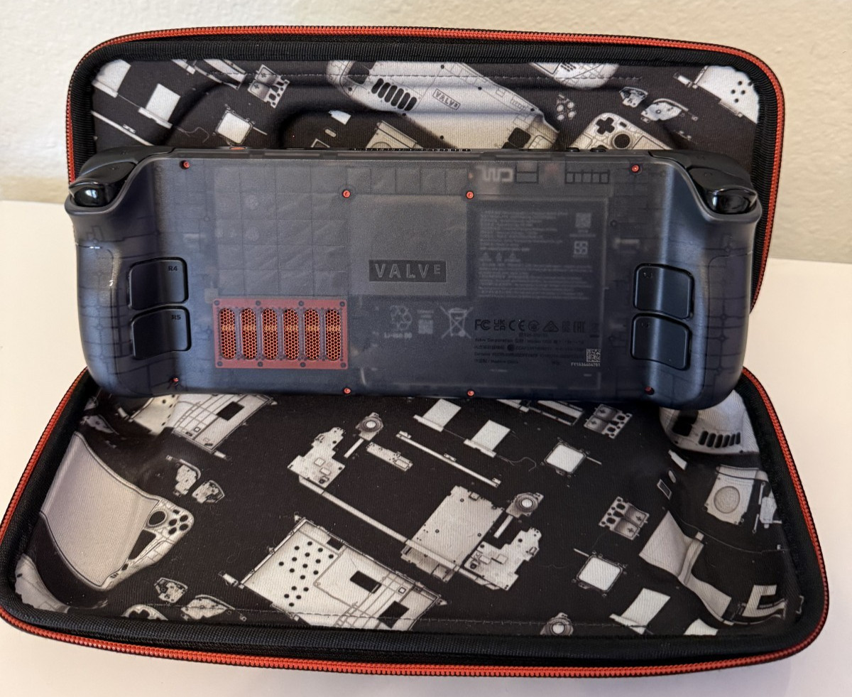 Steam Deck OLED 1TB Limited Edition Smoky Translucent Excellent +Cases +Charger