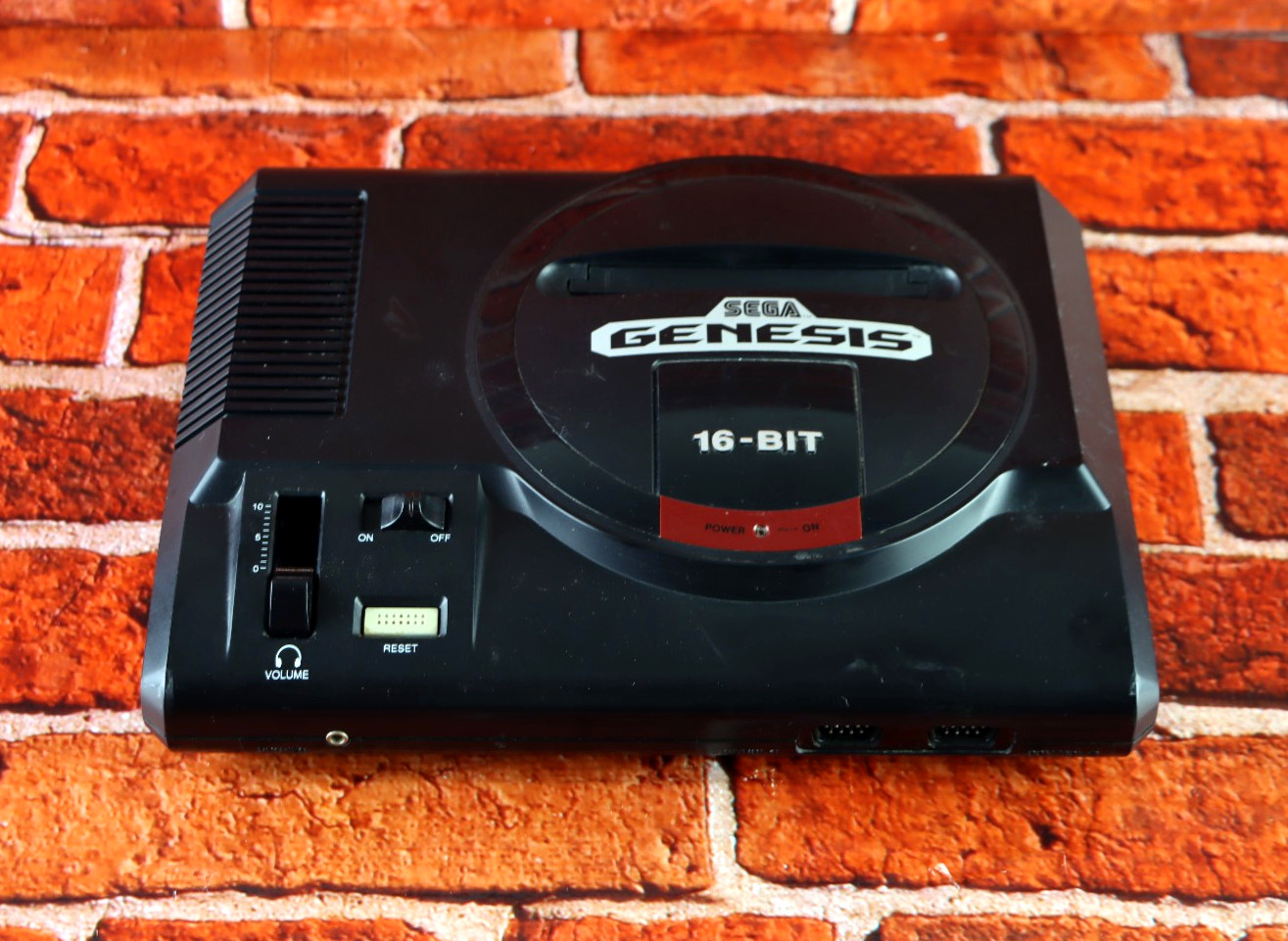 Sega Genesis 16-Bit Model 1601 Console Only TESTED WORKING System Only