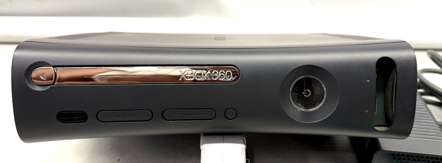Black XBOX 360 120GB HDD Video Game Gaming Console Cords Cables
