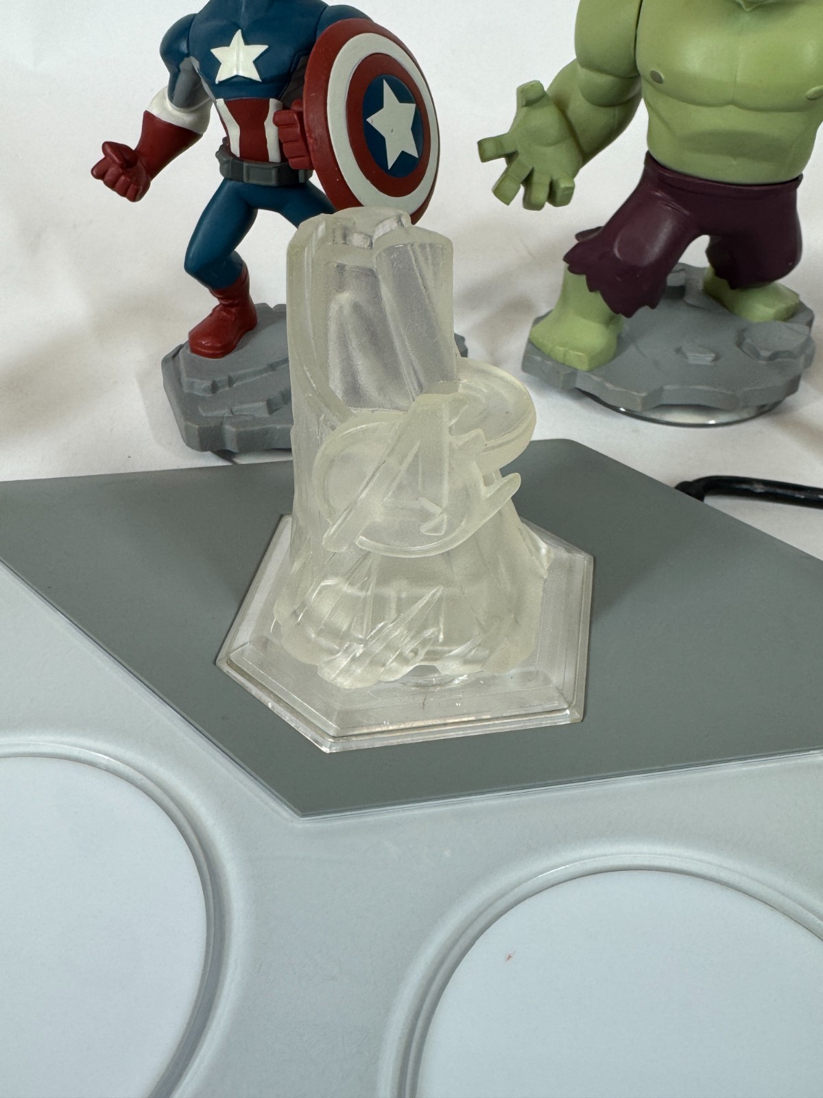 Disney Infinity 2.0 Marvel Avengers Figures Iron Man Hulk Thor Captain America
