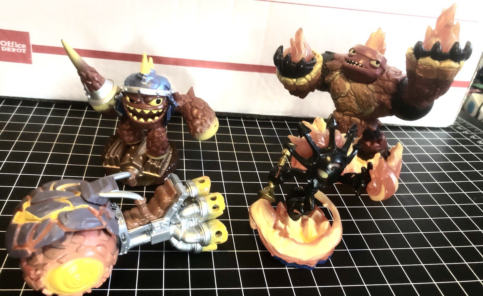 Skylanders Fire Lot Lava Lance 87536888 Burn Cycle Smolderdash 84810888 Hot Head