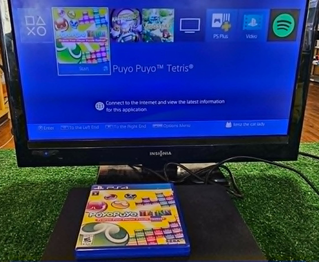 Sony PS4 Slim 1TB Console Bundle (5 Games, 2 Controllers) TESTED