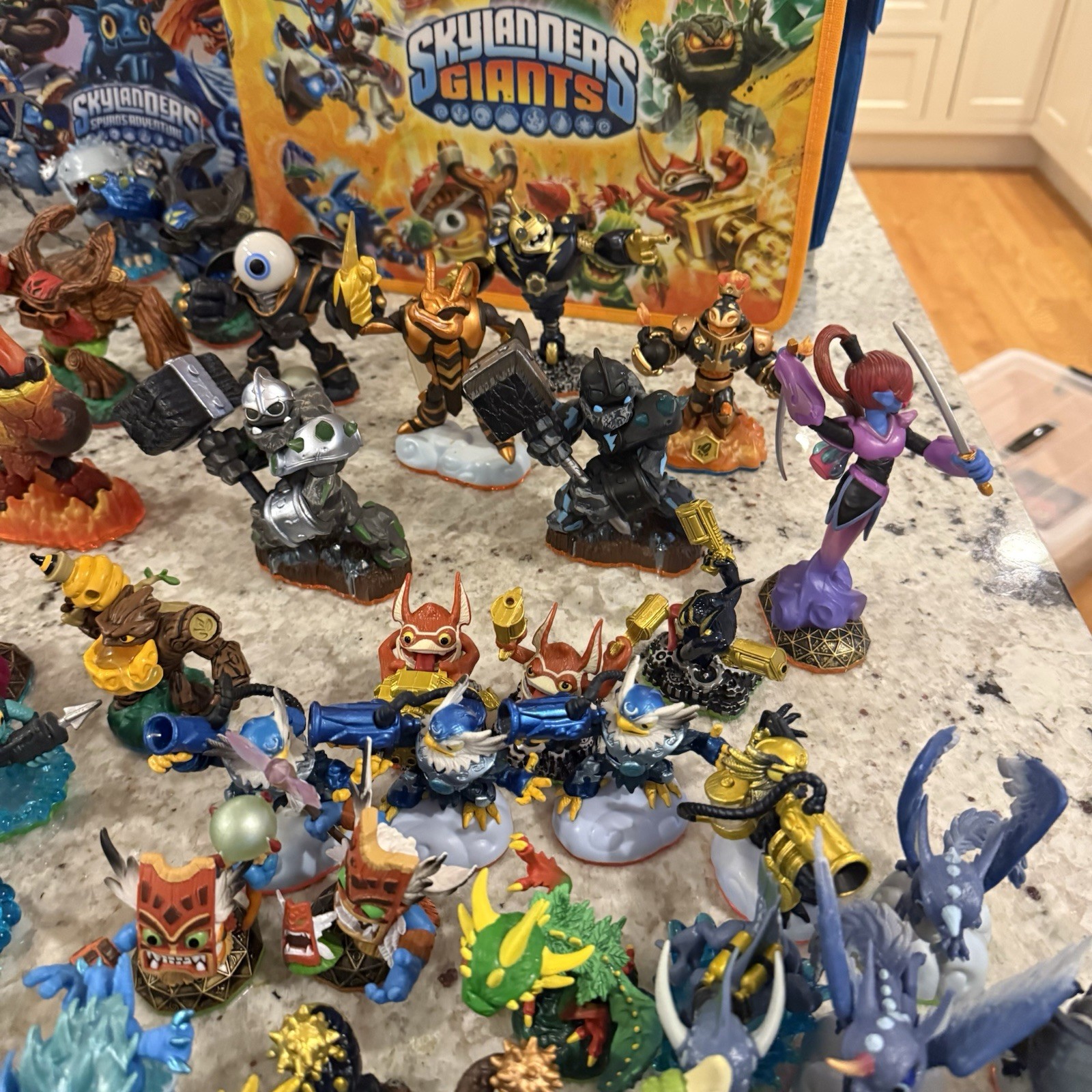 Large Skylanders Figure & Accessory Lot (Read Description) Giants Spyro Swap Etc