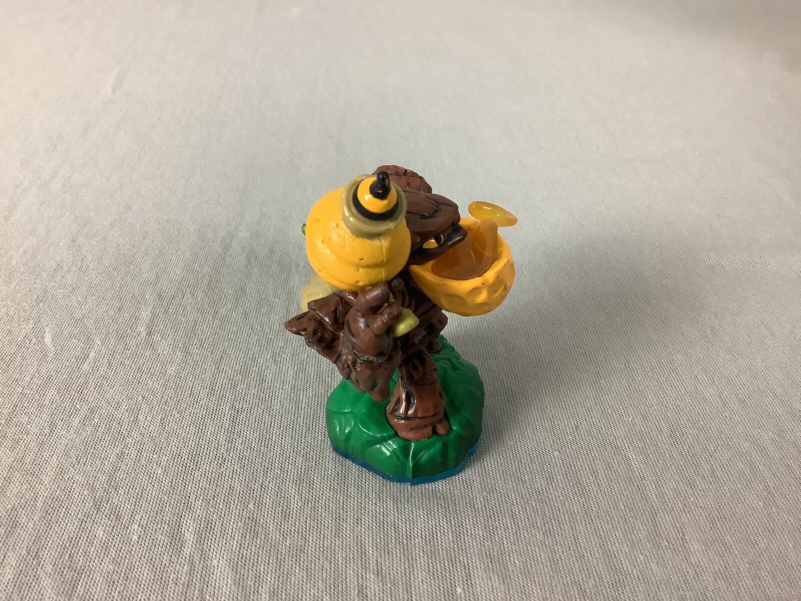 Skylanders Swap Force – Bumble Blast Figure – Life Element – Blue Base