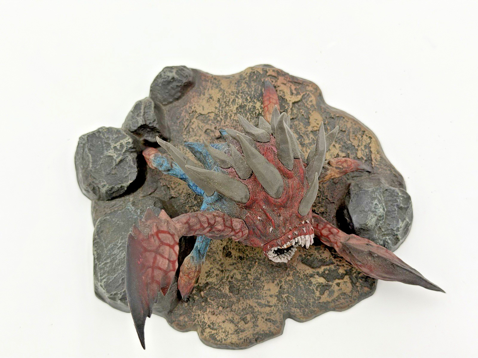 DEFIANCE HELLBUG FIGURE 2013 LIMITED EDITION STATUE TRION PLAYSTATION