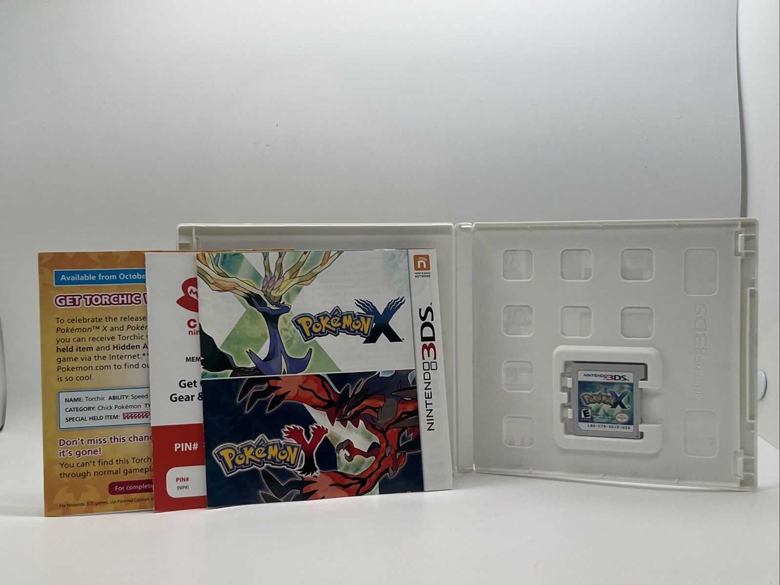 Pokémon X Nintendo 3DS CIB w/ Inserts Authentic. Tested. Fast Shipping!
