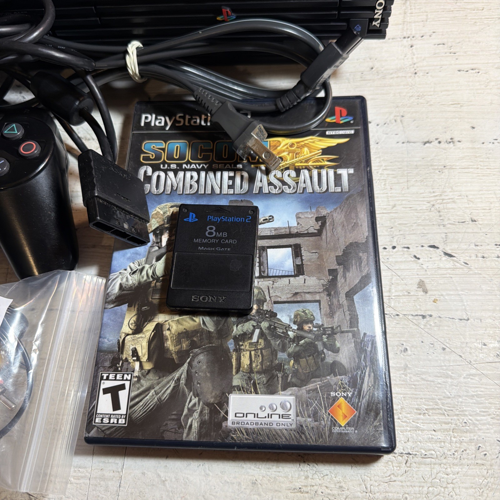 SONY PlayStation 2 PS2 SCPH-39001 Console Bundle – Cables – Controller – Game