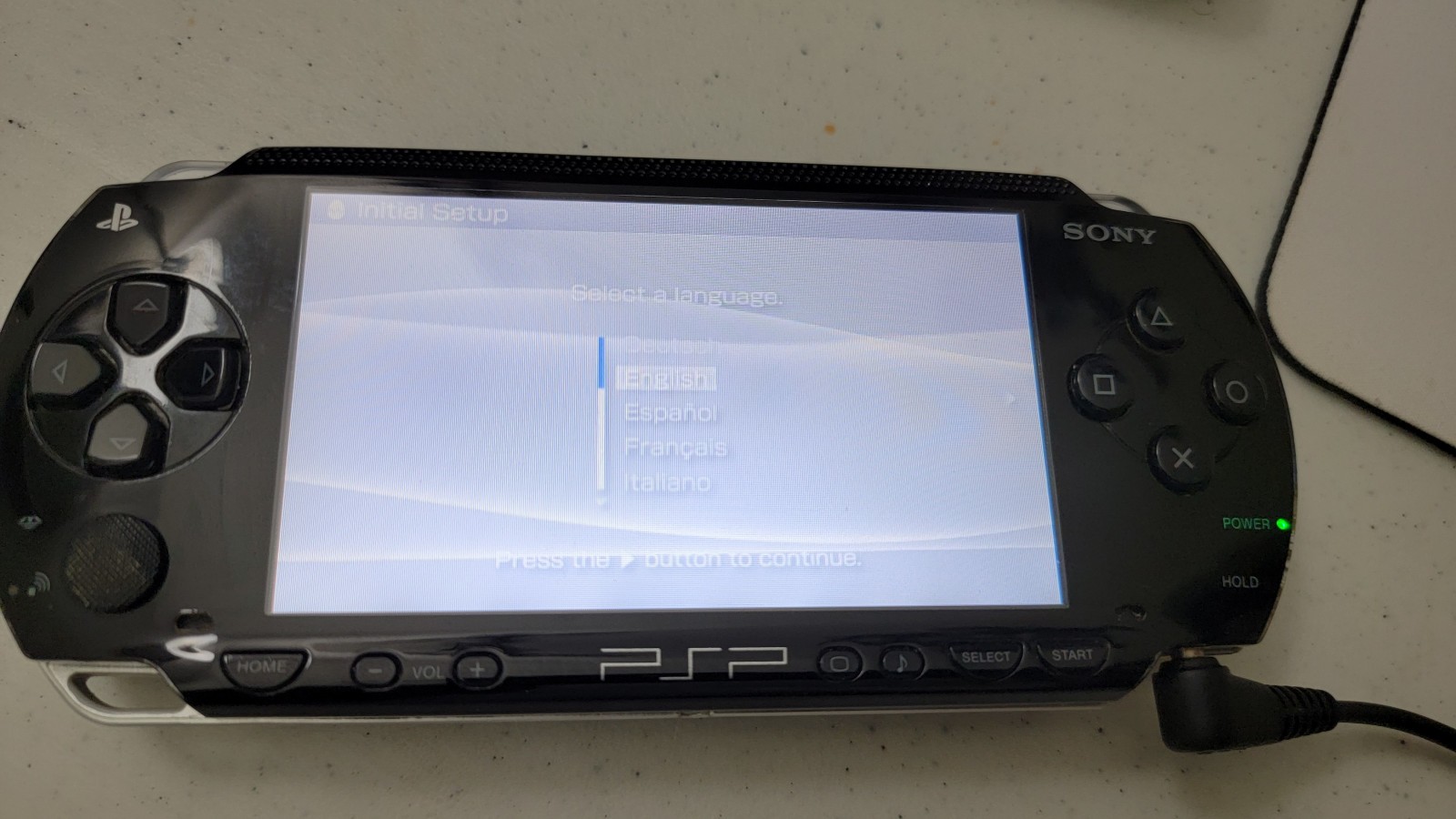 Sony PSP 1001 w/Tekken Dark Res + Hard Case & Original Charger