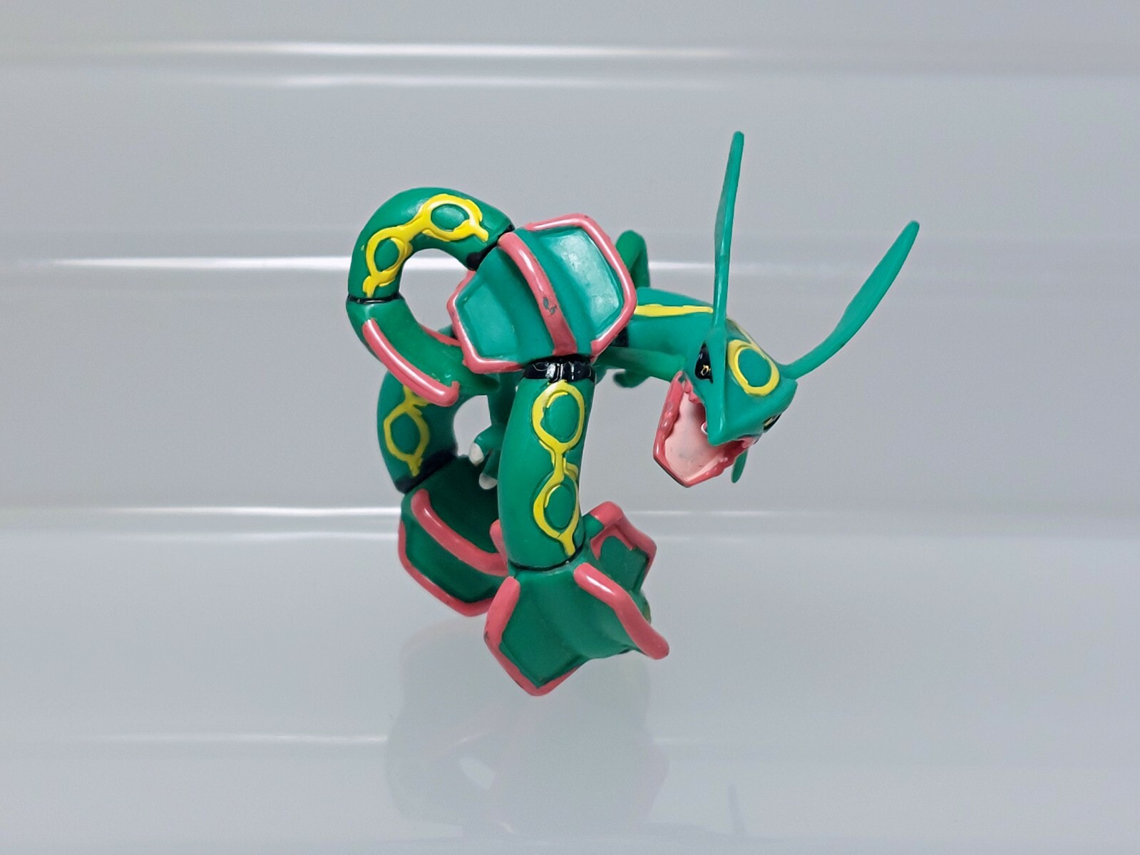 Rayquaza Battle ver Pokemon Monster Collection Figure Takara Tomy F07 1.85in