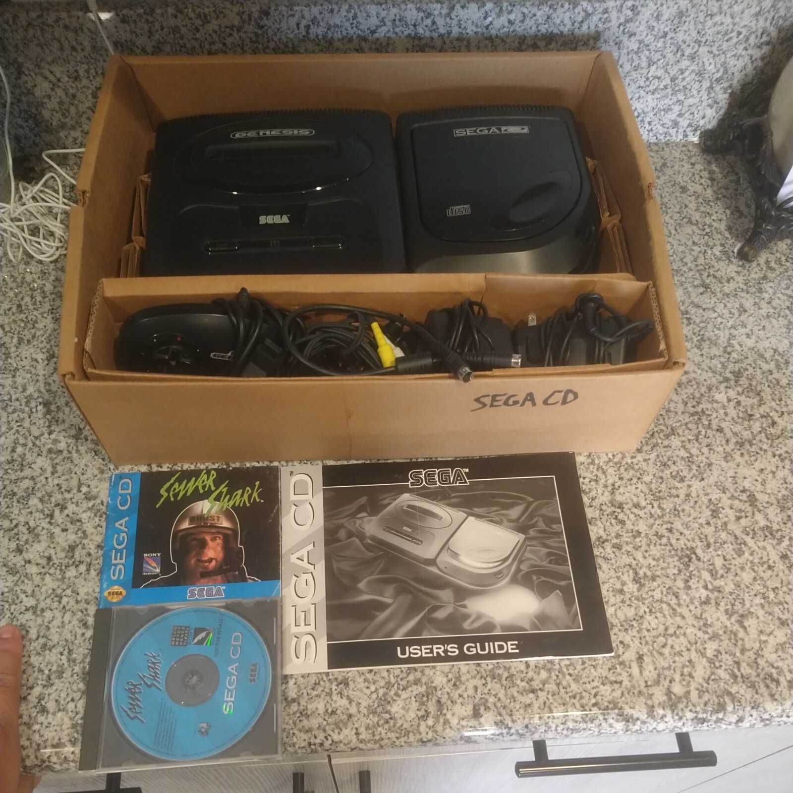 Sega CD Model 2 Console + Genesis Model 2 System Bundel w/ Box & 7 Games