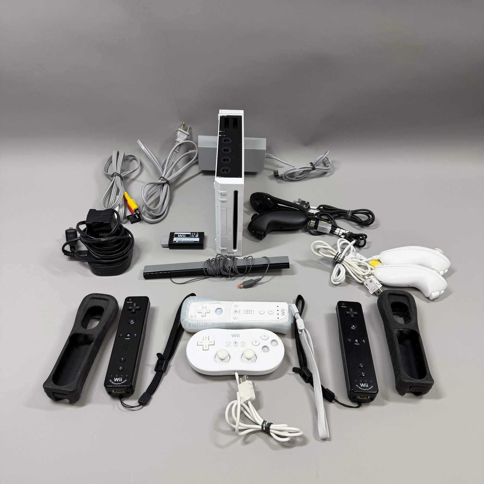 Nintendo Wii Console Gaming System