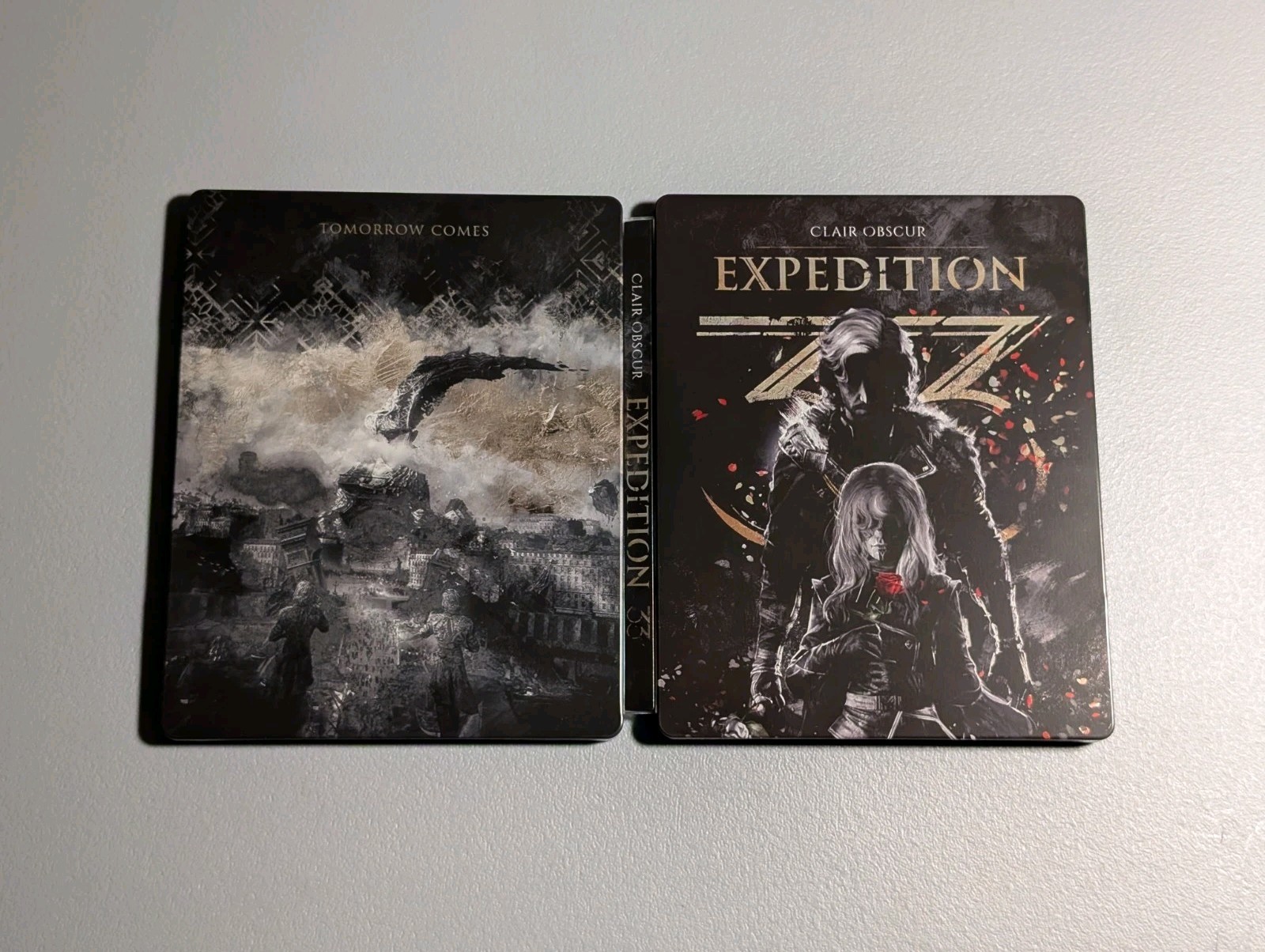 Clair Obscur: Expedition 33 –- Mirror Edition Steelbook Only – Verso & Alicia